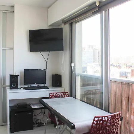 Apartamento Luminous Cocoon With Stunning Views Of 19th *